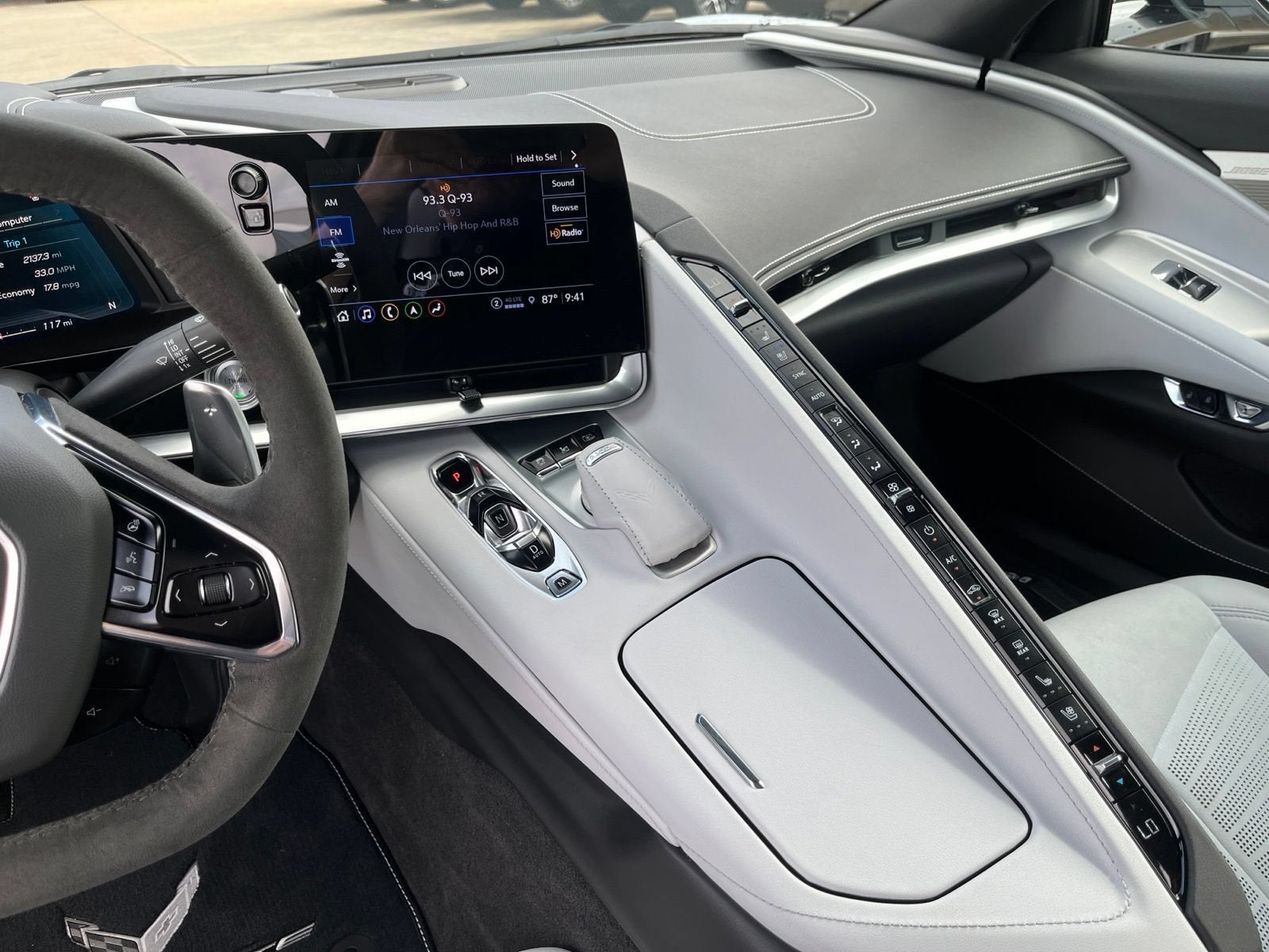2023 Chevrolet Corvette Stingray 2LT
