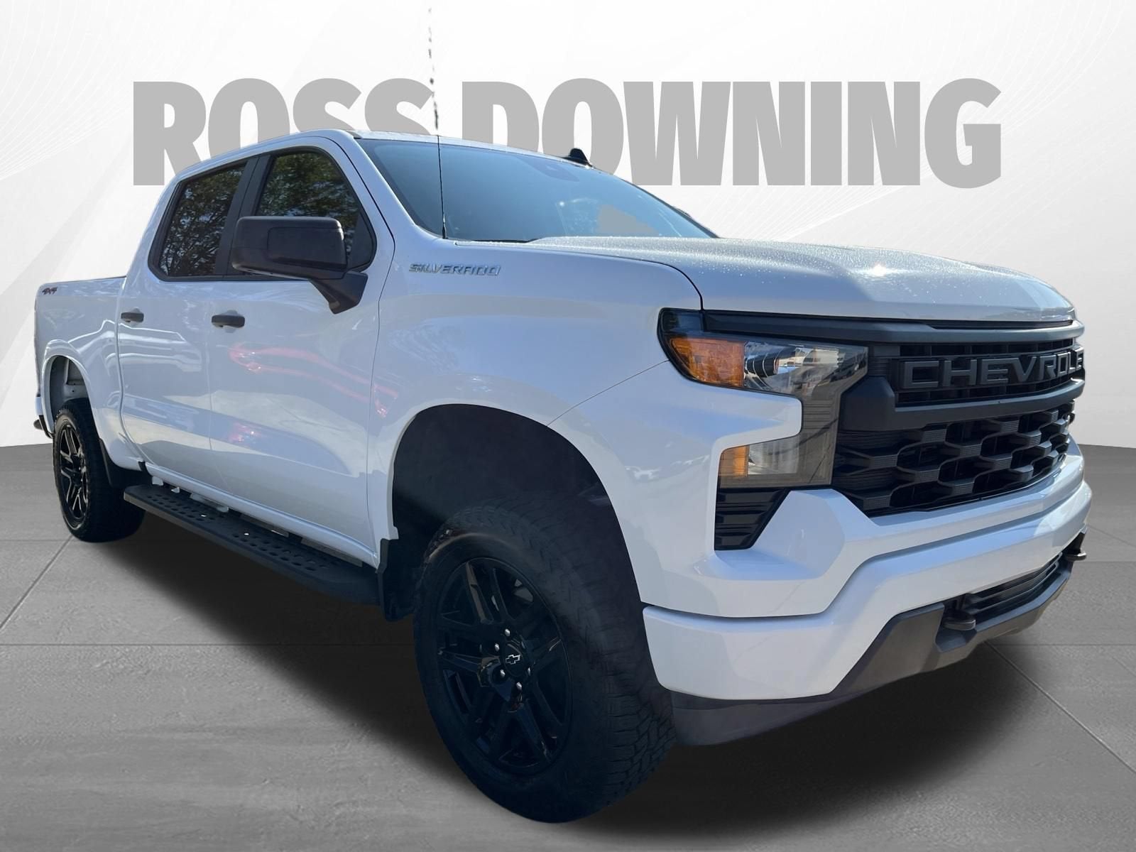 2024 Chevrolet Silverado 1500 Custom