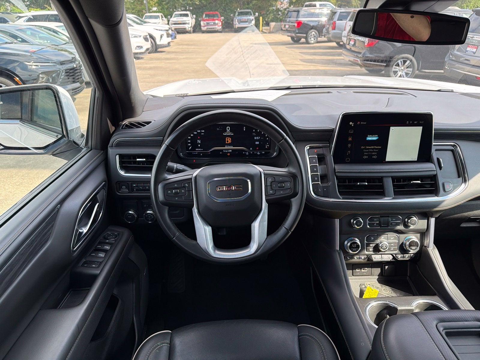 2024 GMC Yukon XL SLT