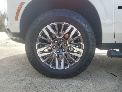 2025 Chevrolet Suburban Z71