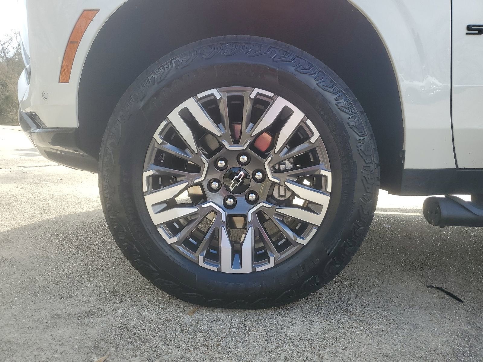 2025 Chevrolet Suburban Z71