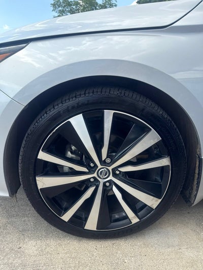2022 Nissan Altima SR VC-Turbo FWD