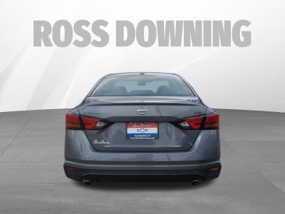 2025 Nissan Altima SR