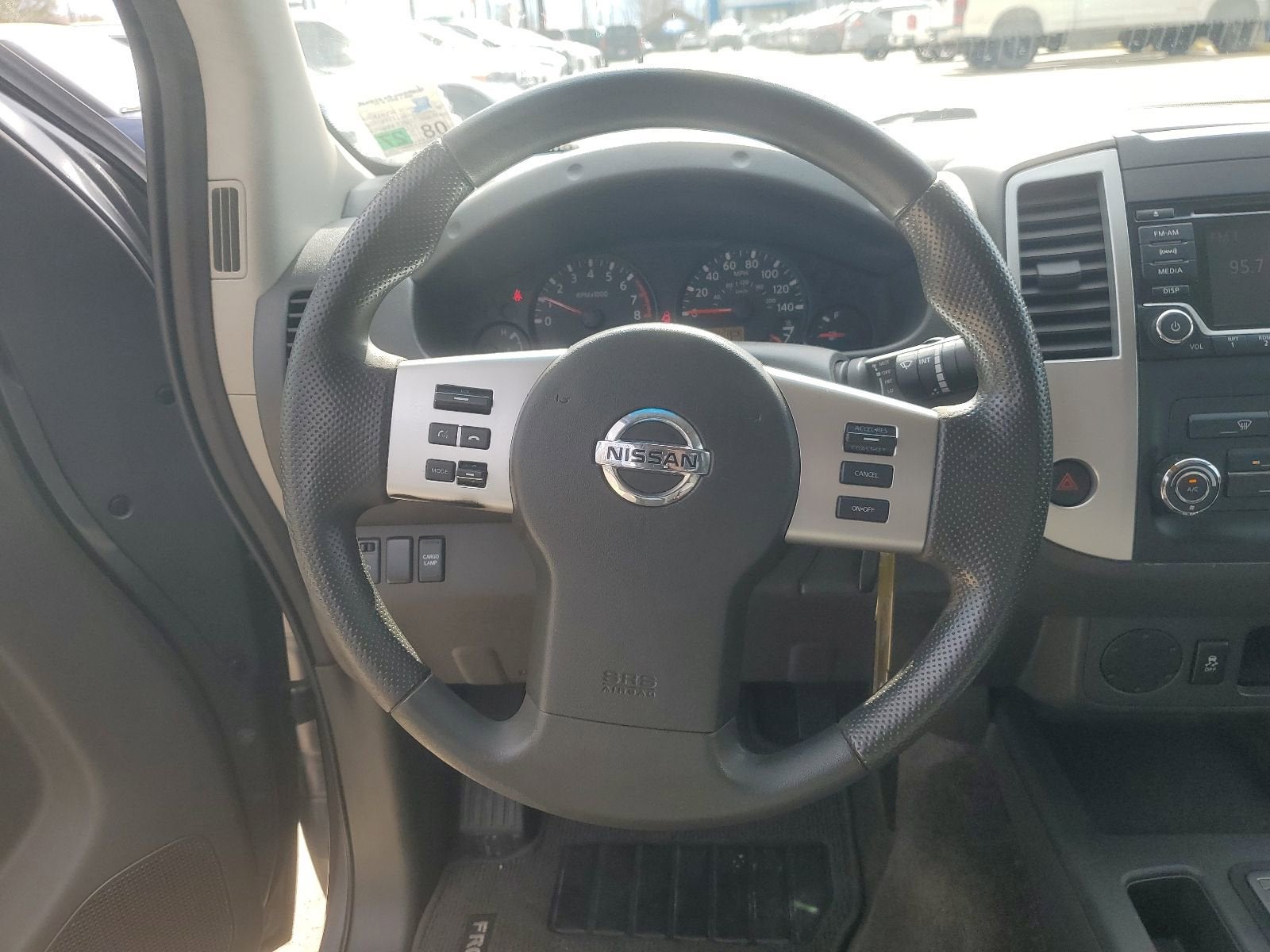 2017 Nissan Frontier SV