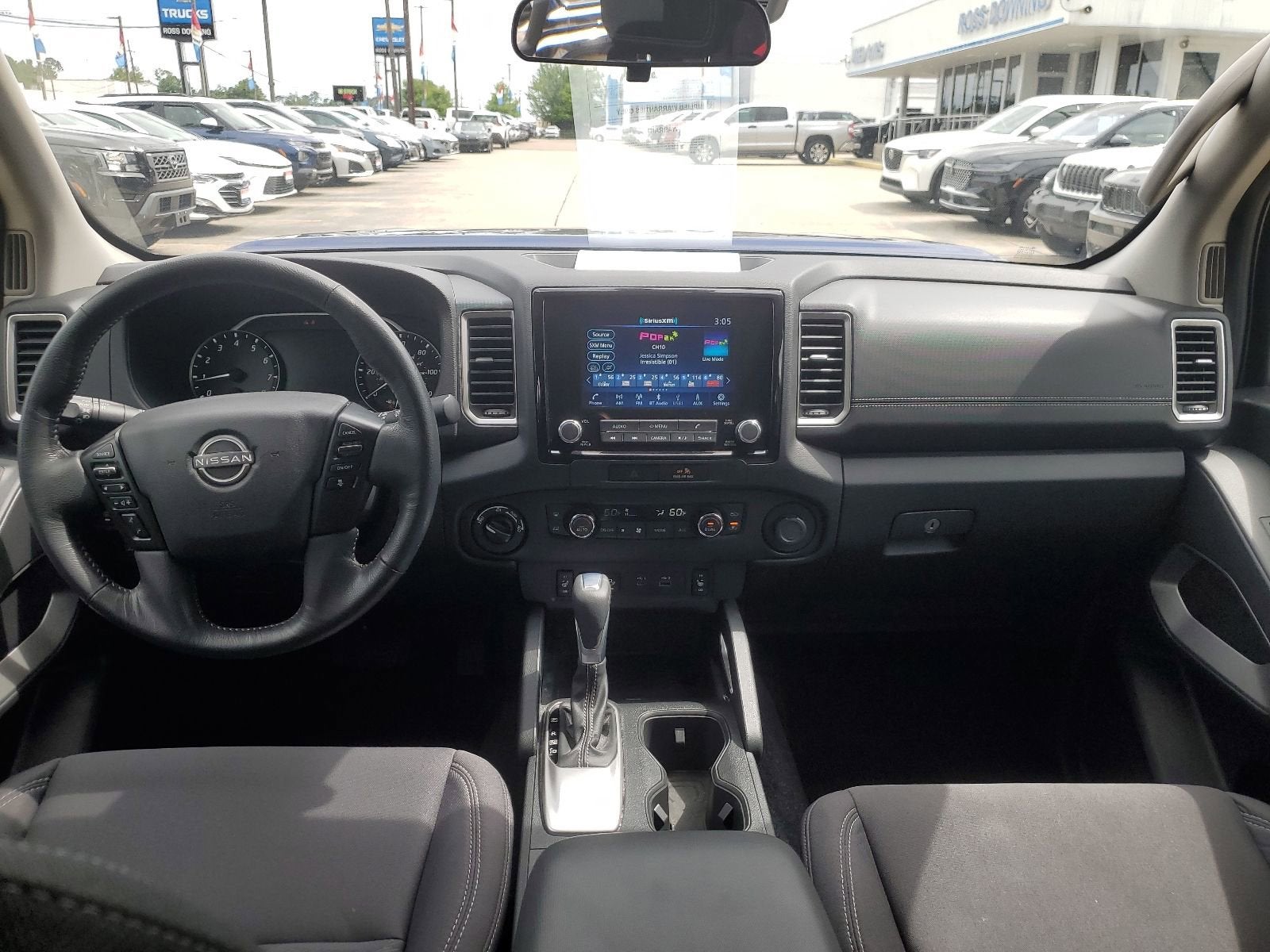 2022 Nissan Frontier SV