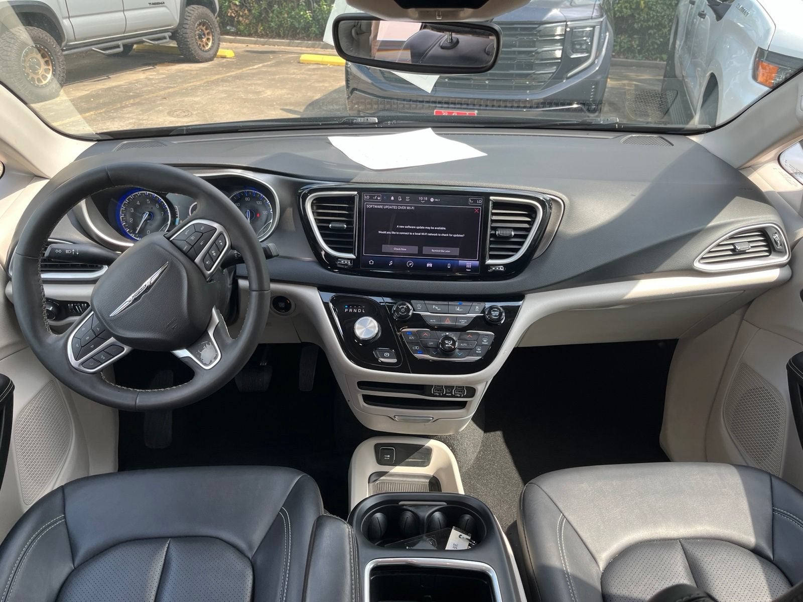 2024 Chrysler Pacifica Touring L