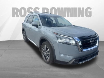 2022 Nissan Pathfinder Platinum