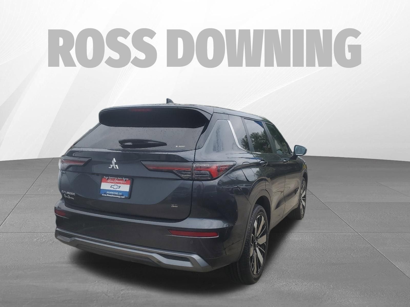 2025 Mitsubishi Outlander SE