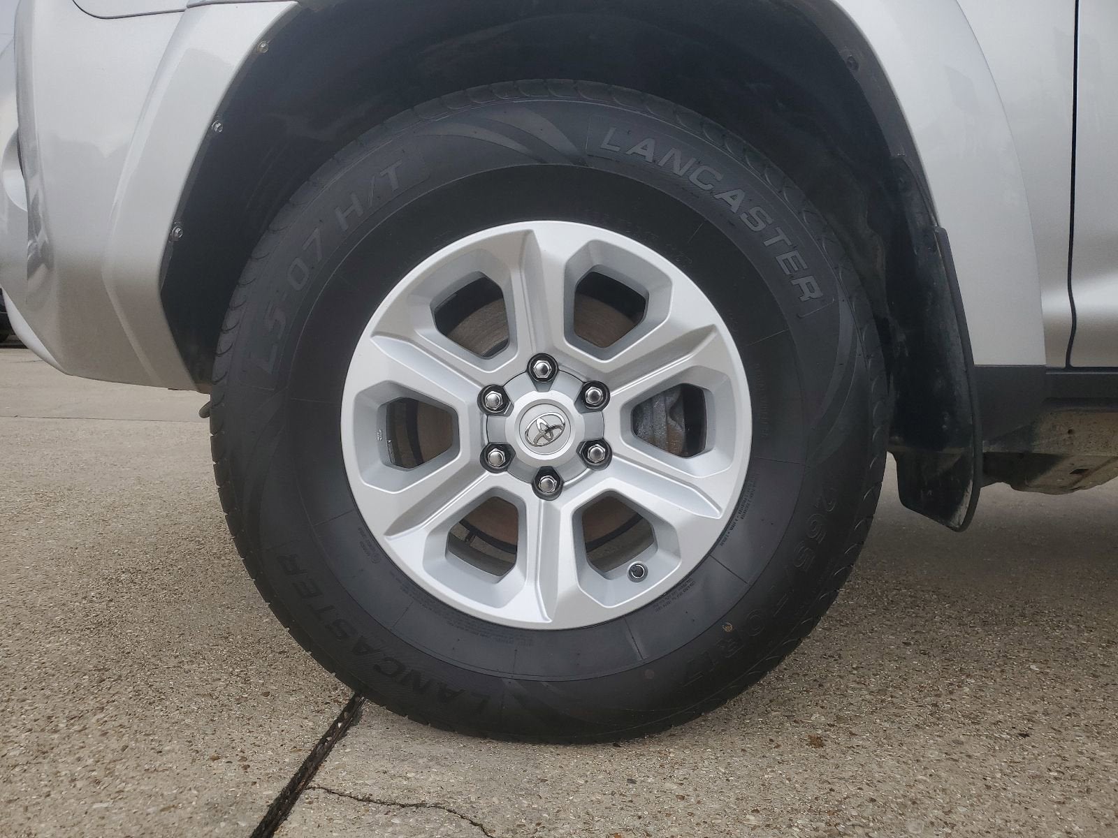 2024 Toyota 4Runner SR5