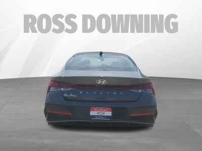2025 Hyundai Elantra SEL Convenience
