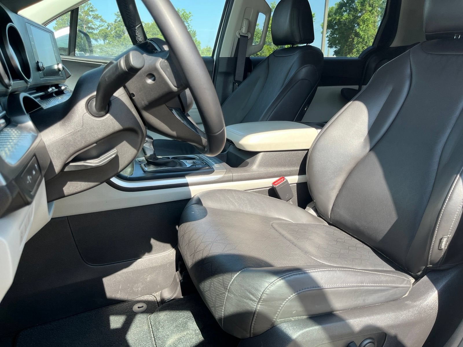 2023 Kia Carnival MPV LX Seat Package